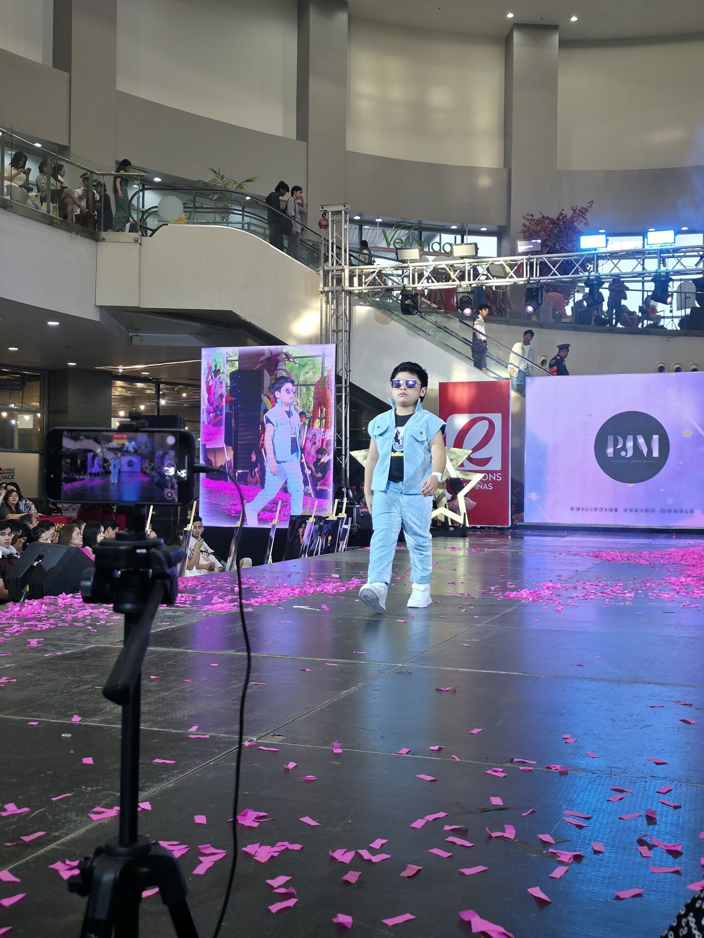 Gleam Fashion Congress